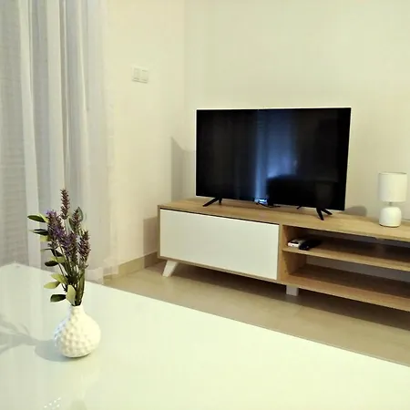 Secret Garden Apartment