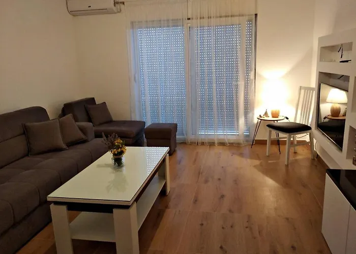 Secret Garden Διαμέρισμα Neum