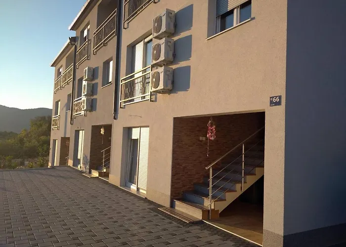 Secret Garden * Neum